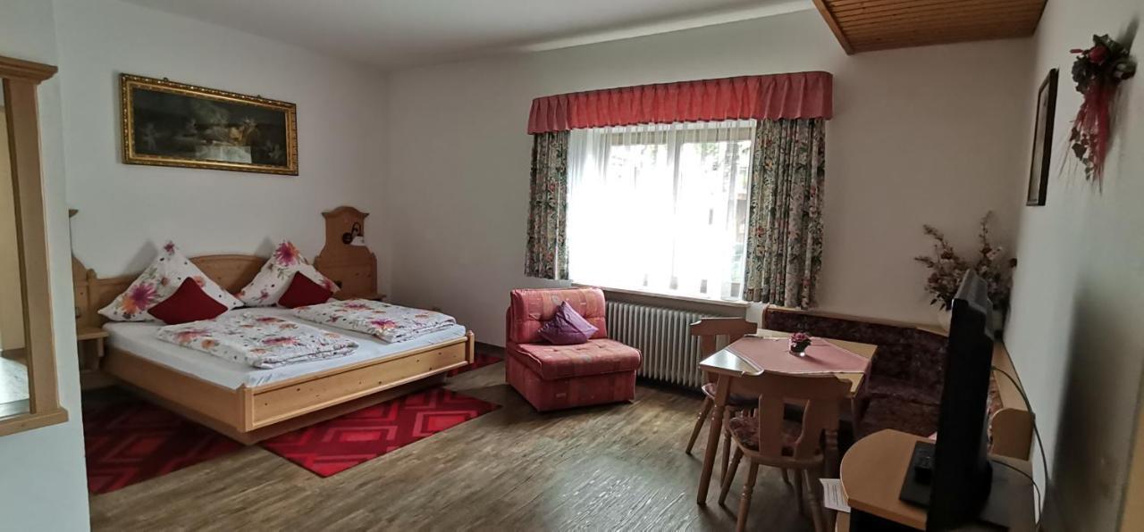 Gaestehaus-Pension Keiss Hopferau Dış mekan fotoğraf